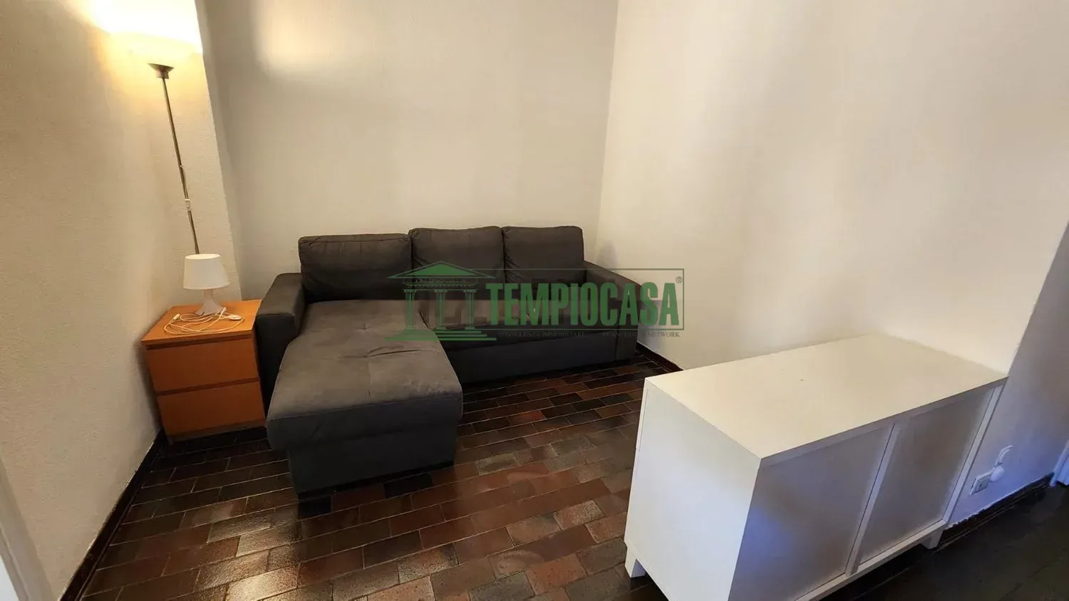Bilocale in affitto in Via Borgonuovo — Sala