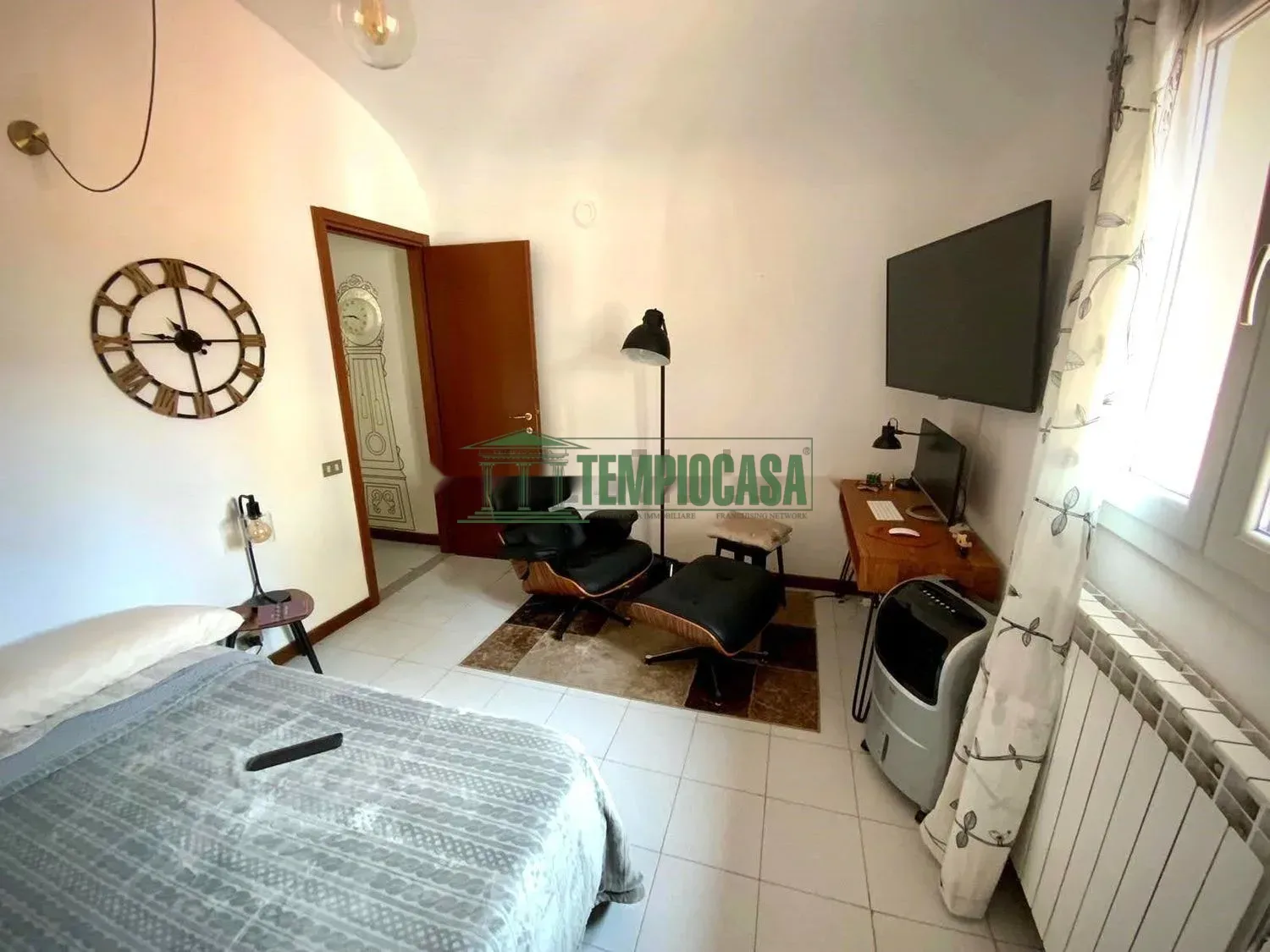 Bilocale in affitto in Via Centotrecento, 19 — Camera da letto