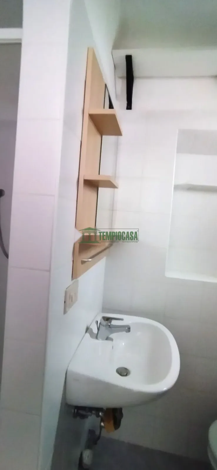 Bilocale in affitto in Via Centotrecento, 19 — Bagno