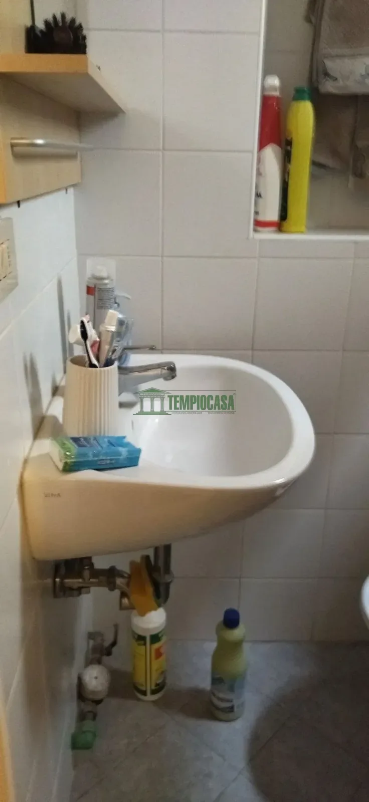 Bilocale in affitto in Via Centotrecento, 19 — Bagno