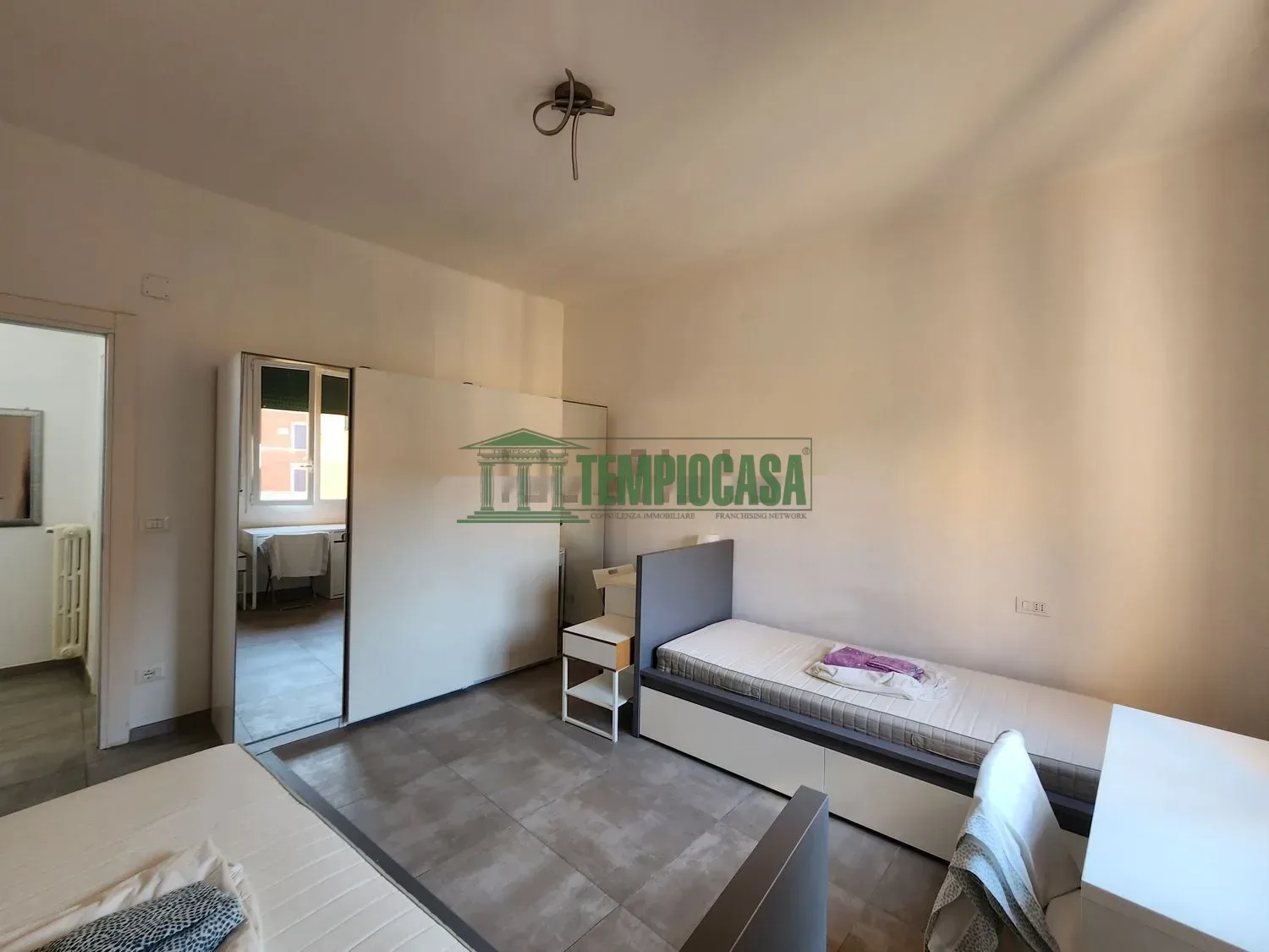 Trilocale in vendita in Via Giuseppe Massarenti, 202 — Camera da letto