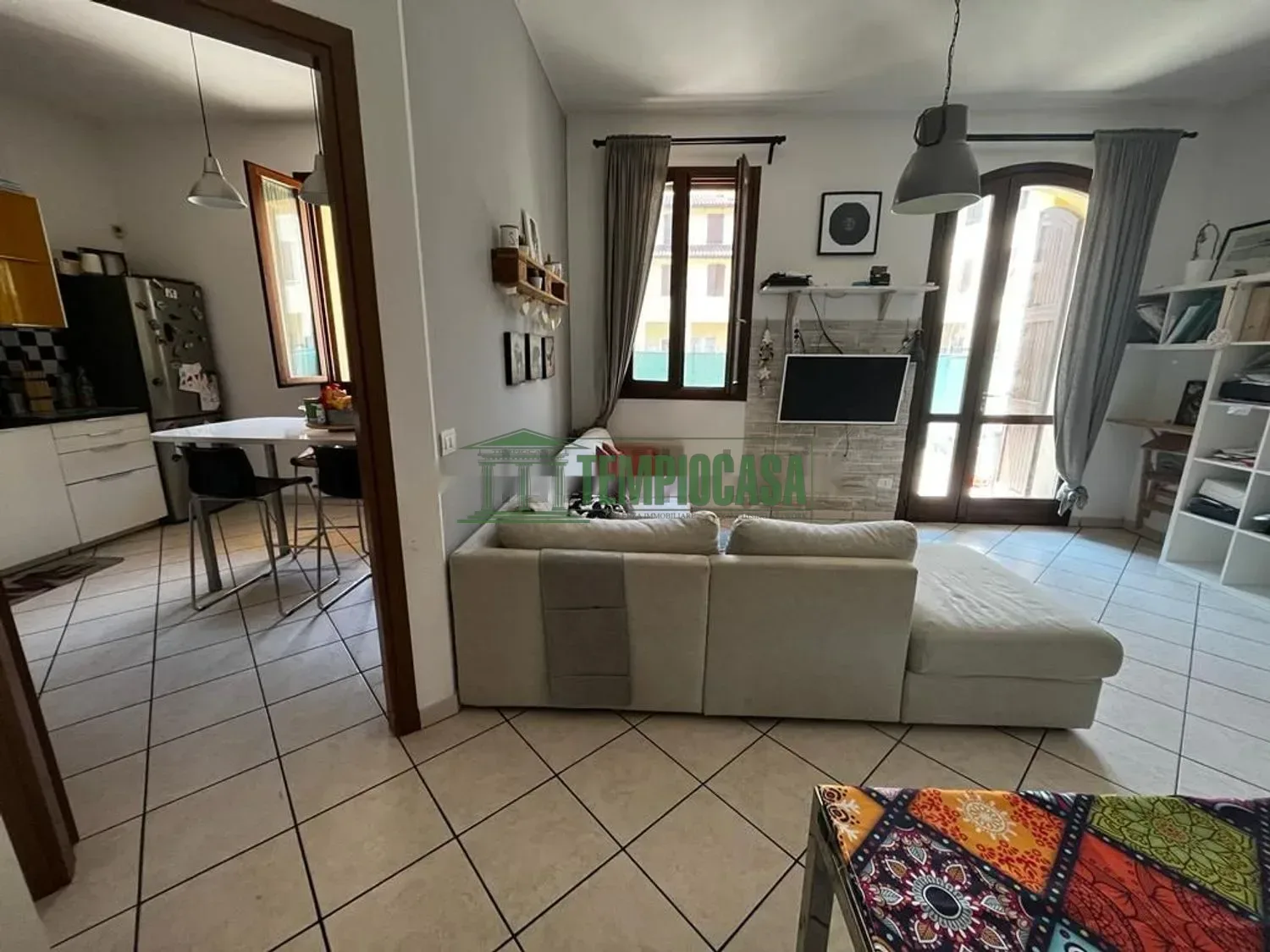 Quadrilocale in affitto in Via Lavino — Sala