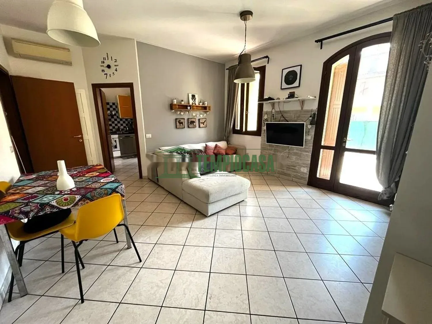 Quadrilocale in affitto in Via Lavino — Sala